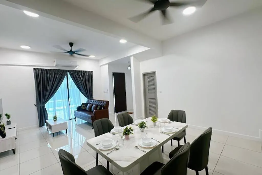 A15 Tebing Dato Onn 15 Johor Bahru Holiday home